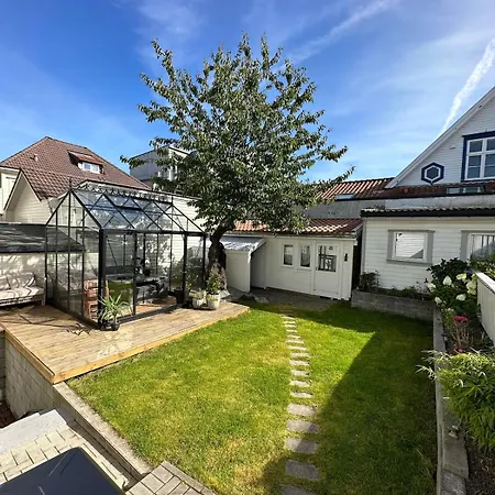 A Place To Stavanger, 9 * סטוונגר